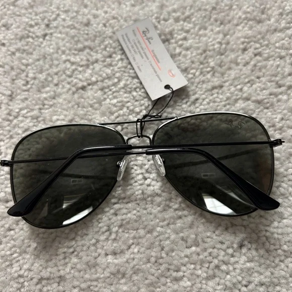 Ray-Ban Black Aviator Sunglasses
